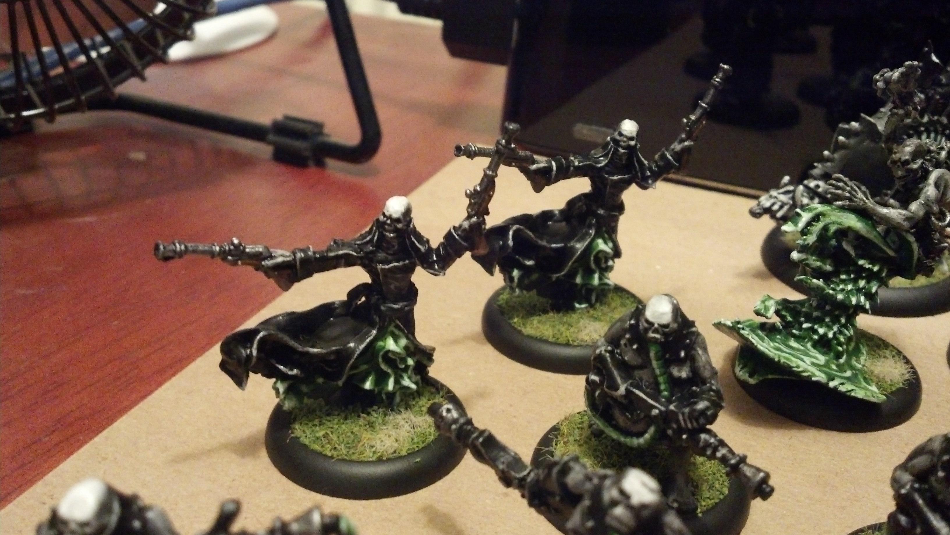 Warmachine Cryx - 2 Figurines Pistol Wraith - Jeu De Figurines - Occasion